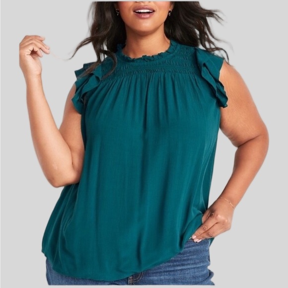 Old Navy Tops - 😍SHOW SPECIAL - OLD NAVY Green Flutter Sleeved Smocked Swing Blouse XXL